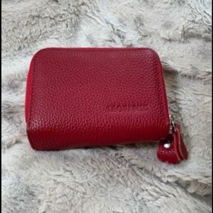 Wallet Anti-Theft Technology (cards protected)